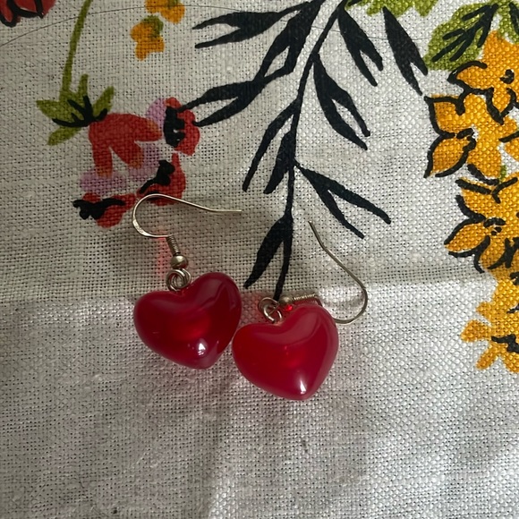 Sterling silver heart earrings - Picture 1 of 1